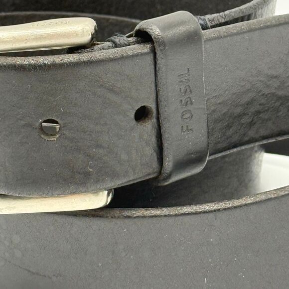 Fossil Vintage Black Leather Belt Silver Buckle - US 42 - Picture 3 of 9